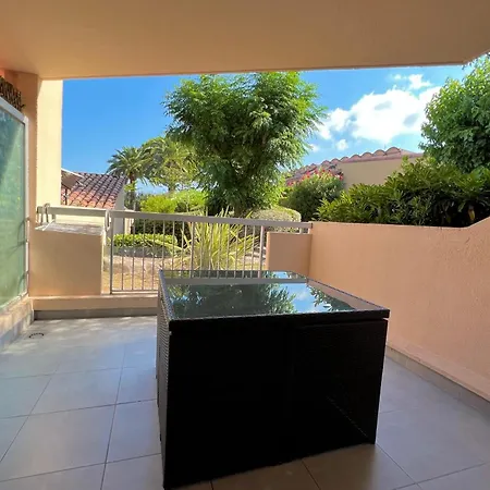 Daire - 4 People - Swimming Pool Tennis Park Parking